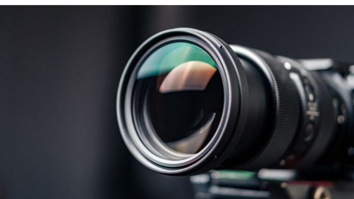 Photeeq Lens Flare Enhancing Photos with Artistic Light Effects